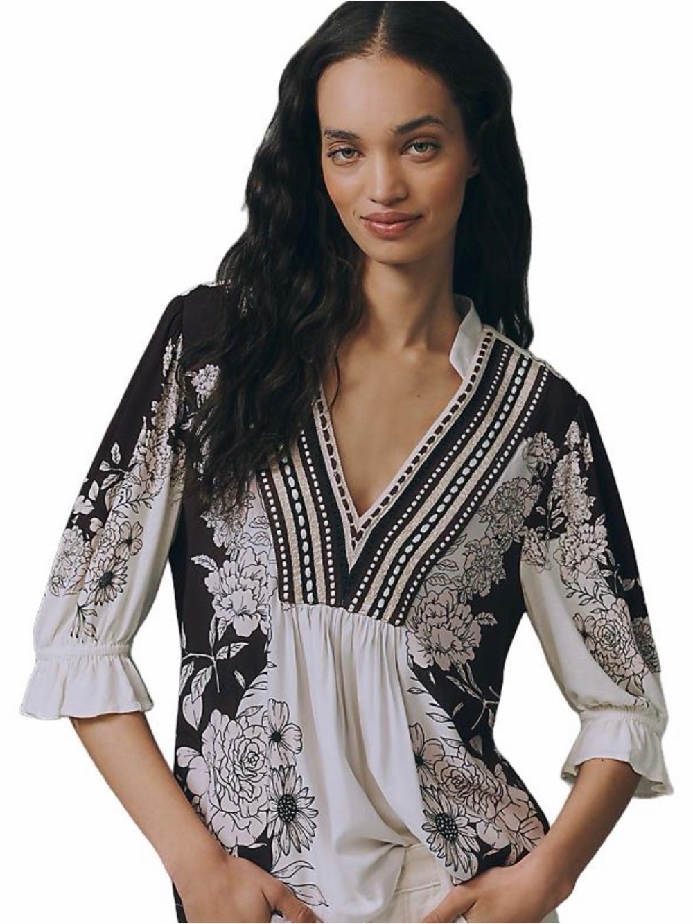Anthropologie Bl^nk Floral Tunic in Black/Ivory. Embroidered Vneck MED NWT
